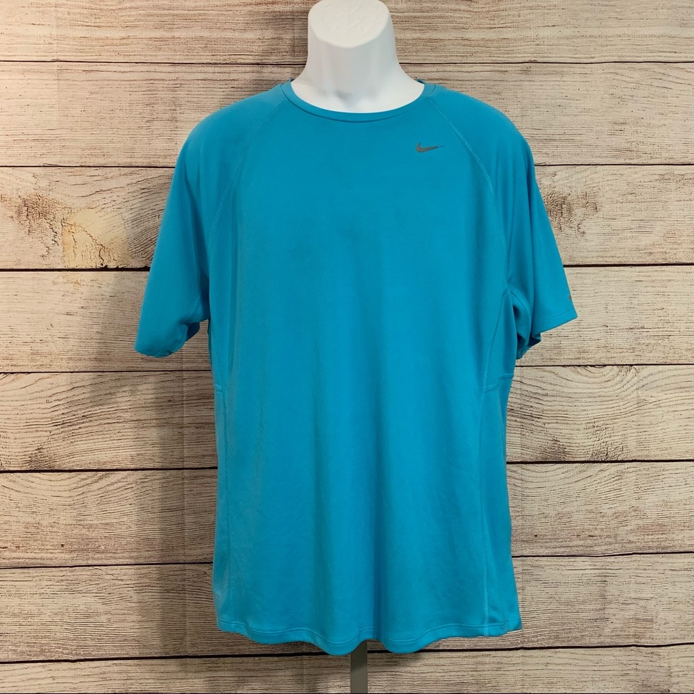 Nike Dri Fit Running Shirt - Size Large